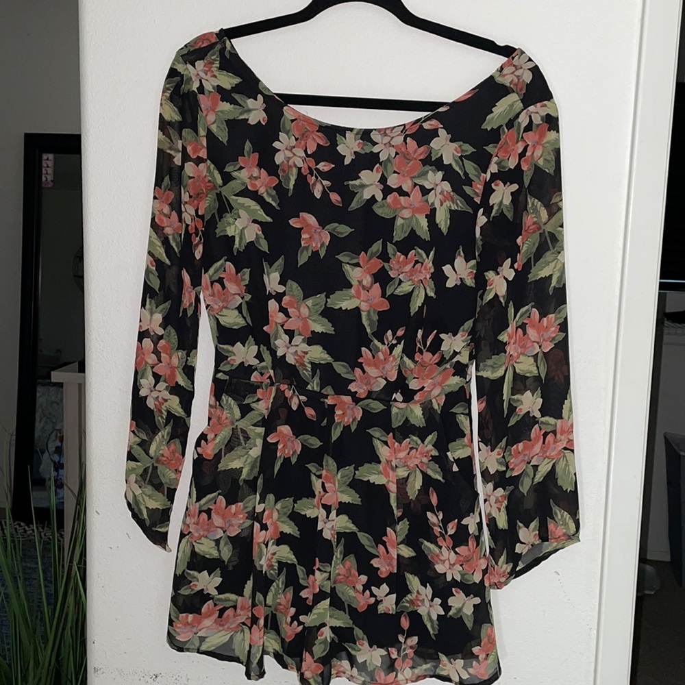 Floral Romper with long sleeves